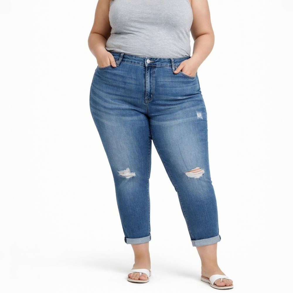Women's Signature Gold Levi Strauss Mid-rise Boyfriend Crop Jeans Plus Size 24